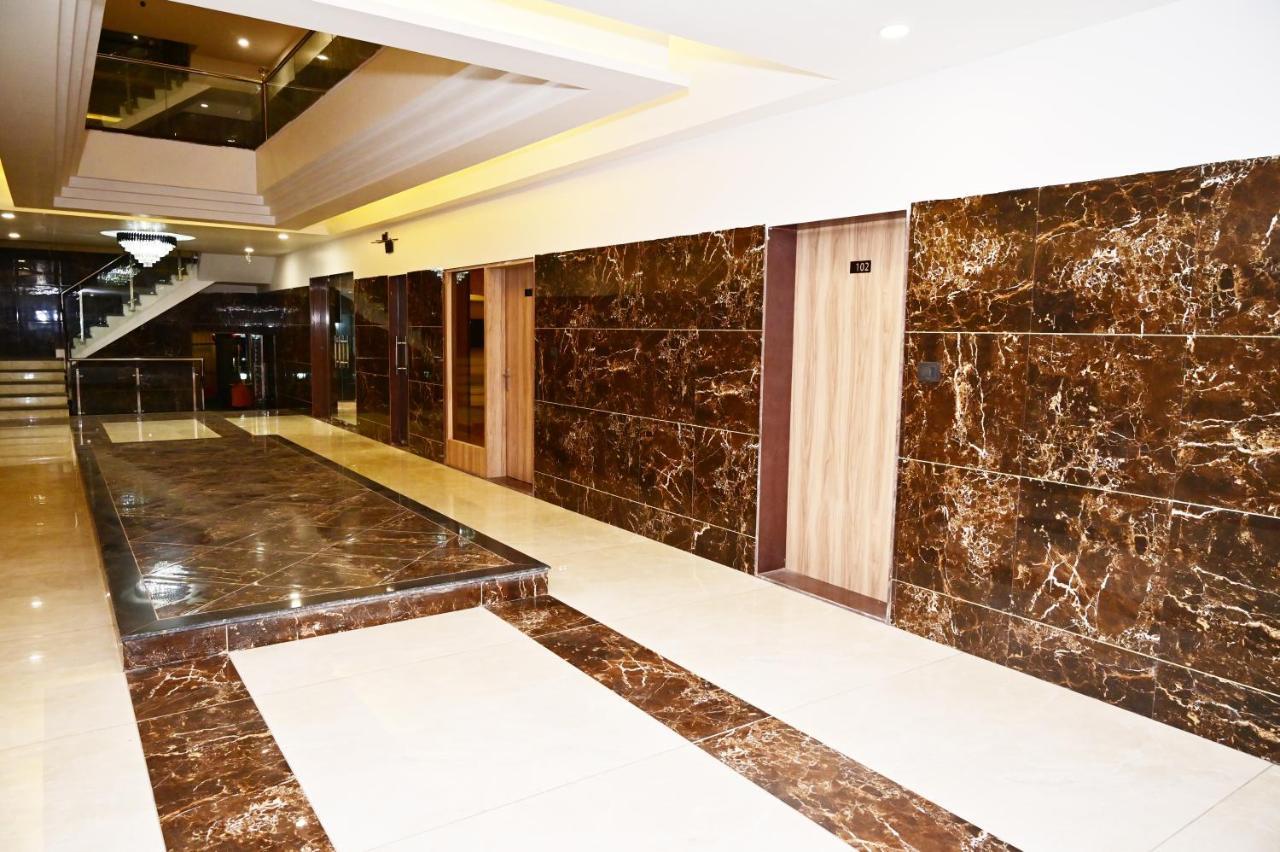 The Dwelling Inn Greater Noida Kültér fotó