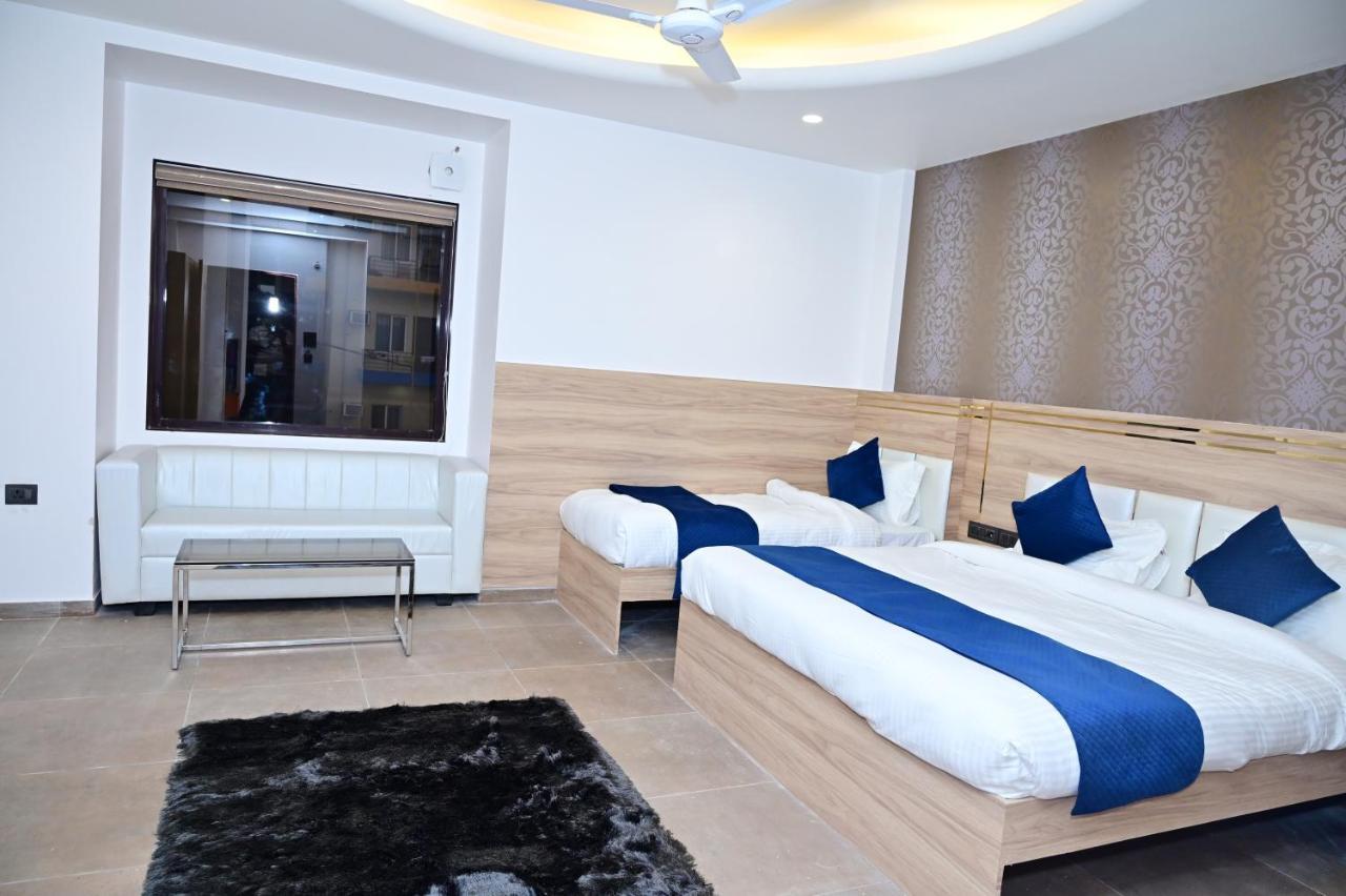 The Dwelling Inn Greater Noida Kültér fotó