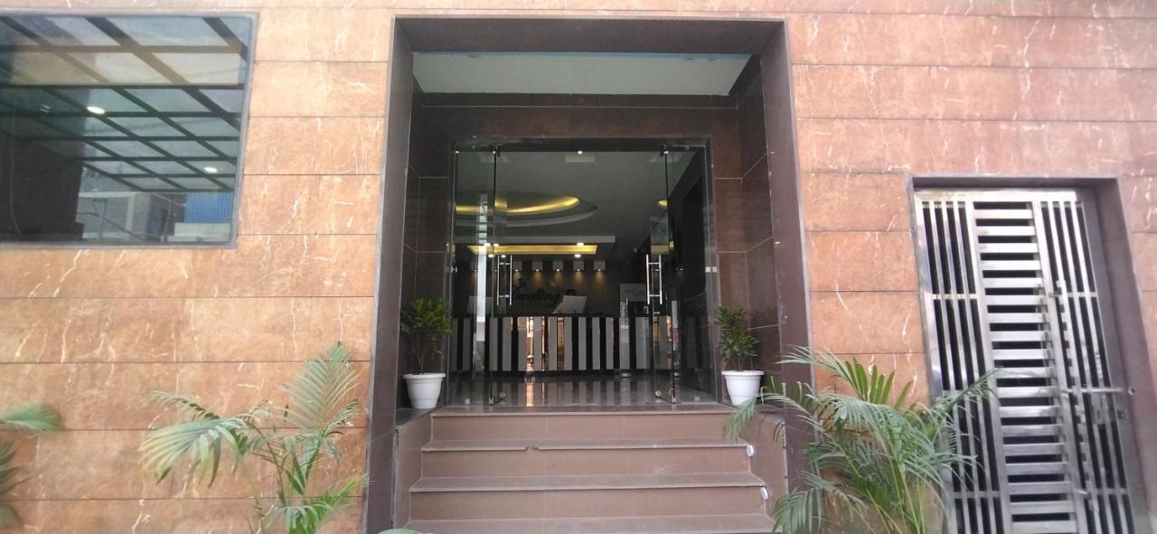 The Dwelling Inn Greater Noida Kültér fotó